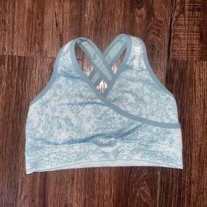 Gymshark Adapt
Animal Seamless
Sports Bra -Light green